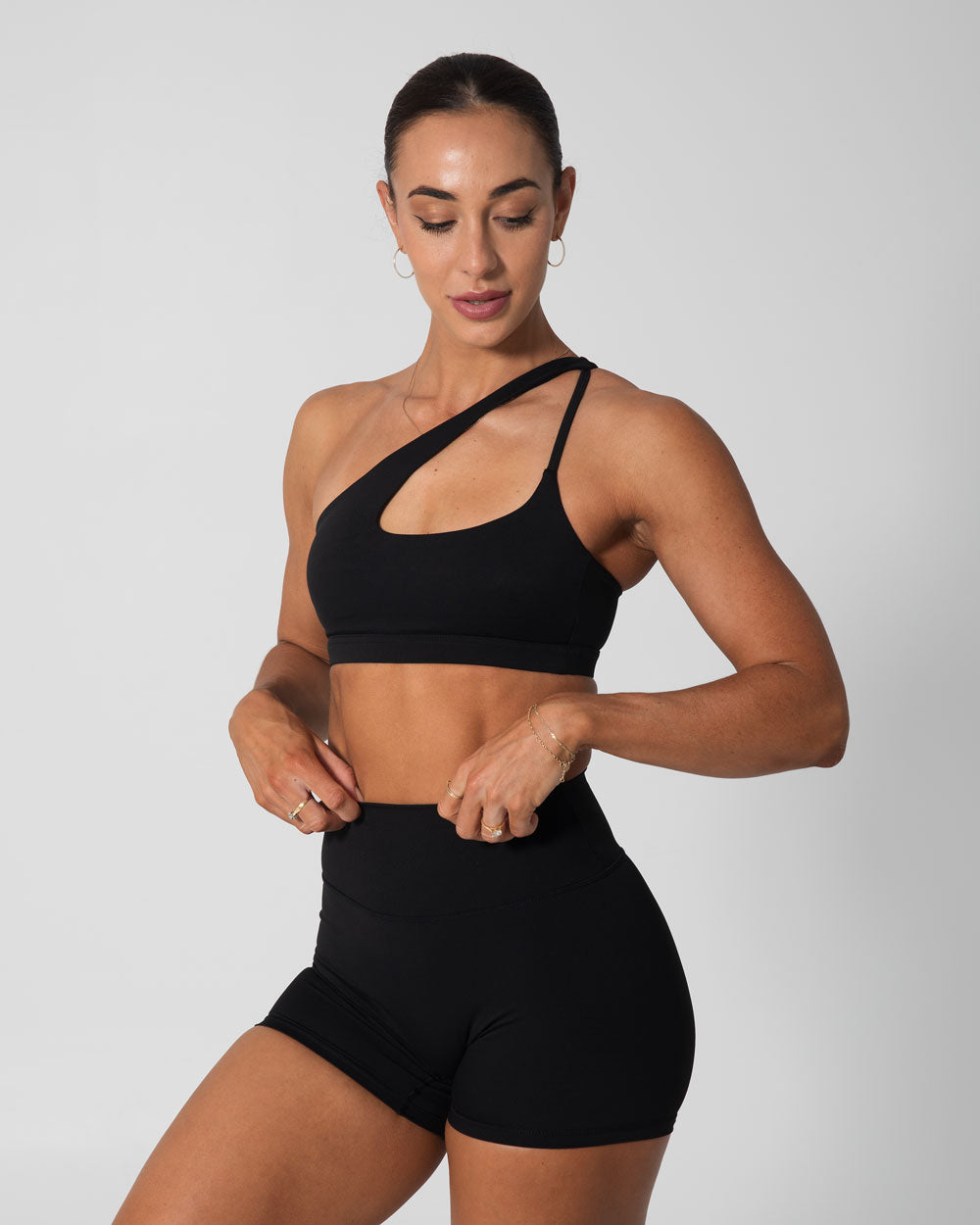 Signature Asymmetric Sports Bra | Black